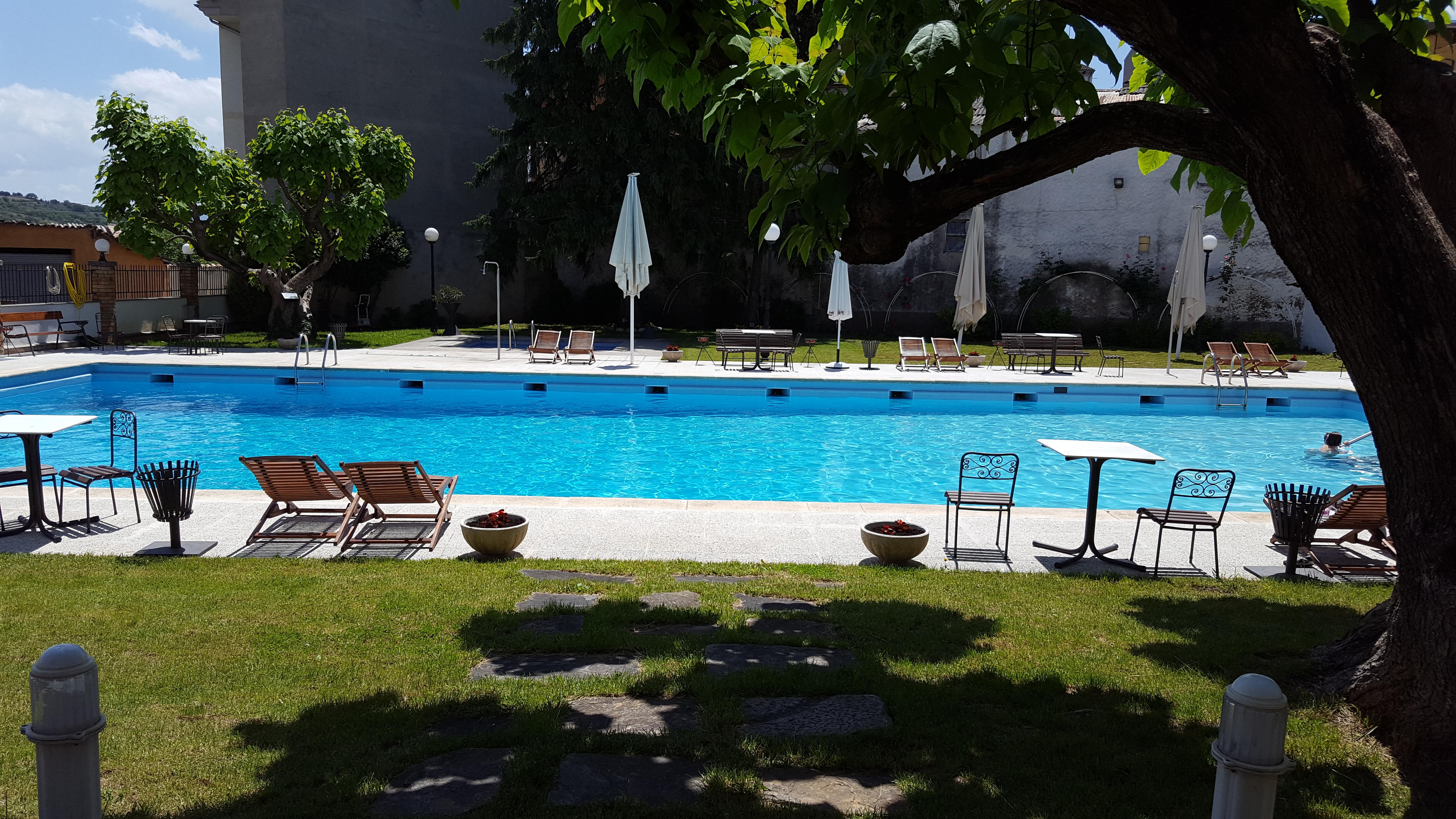 Hotel Segle XX Трем Екстер'єр фото