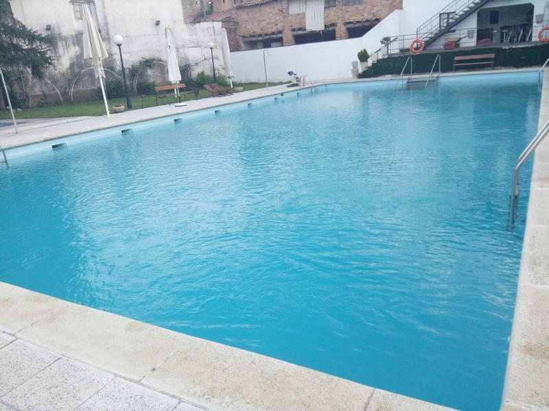 Hotel Segle XX Трем Екстер'єр фото