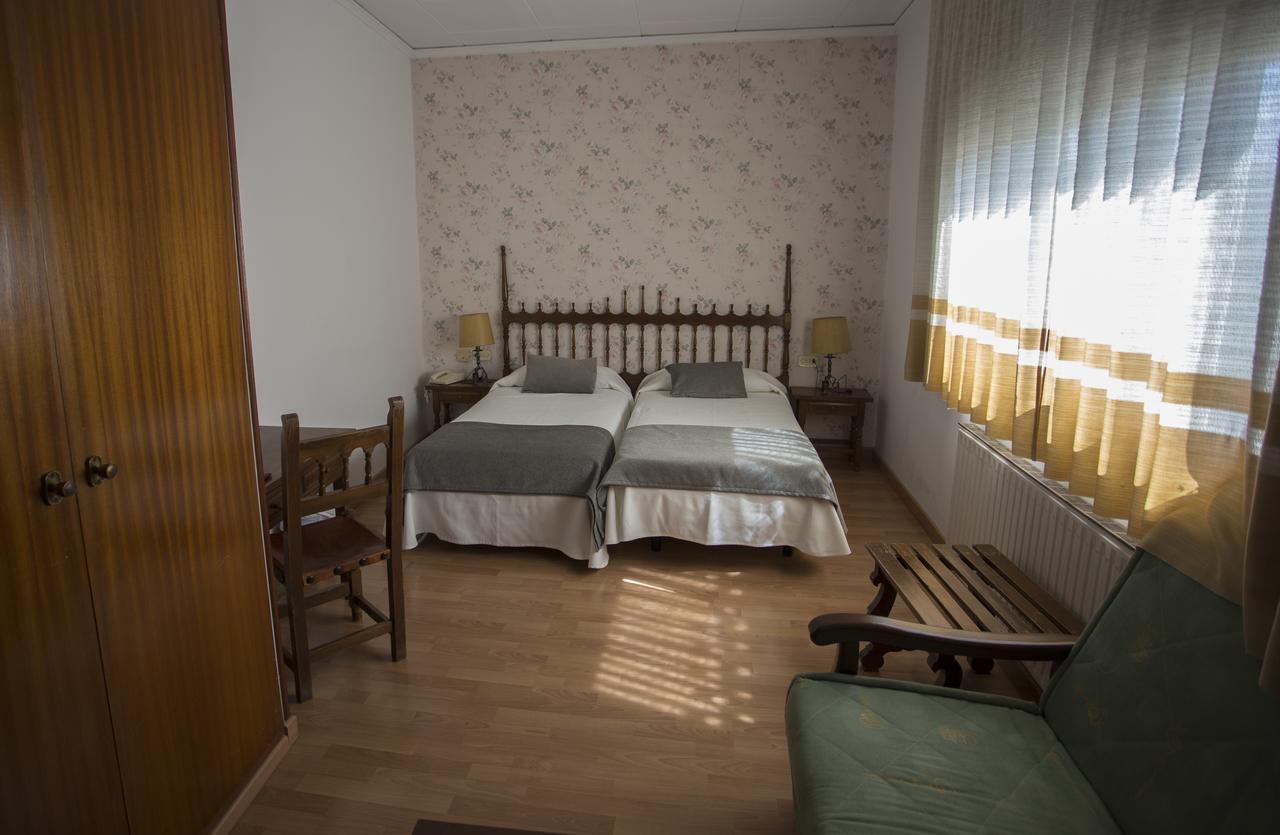 Hotel Segle XX Трем Екстер'єр фото